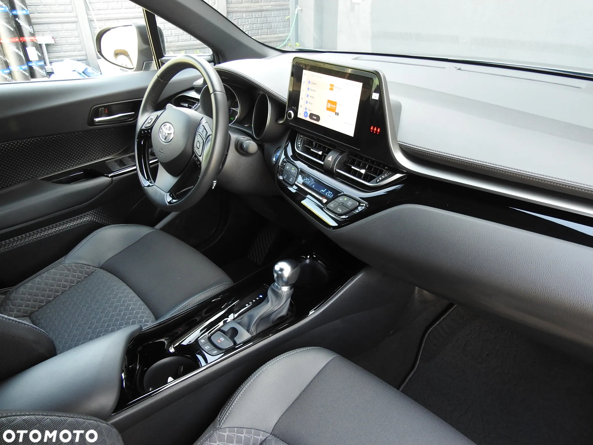 Toyota C-HR 1.8 Hybrid Style - 25