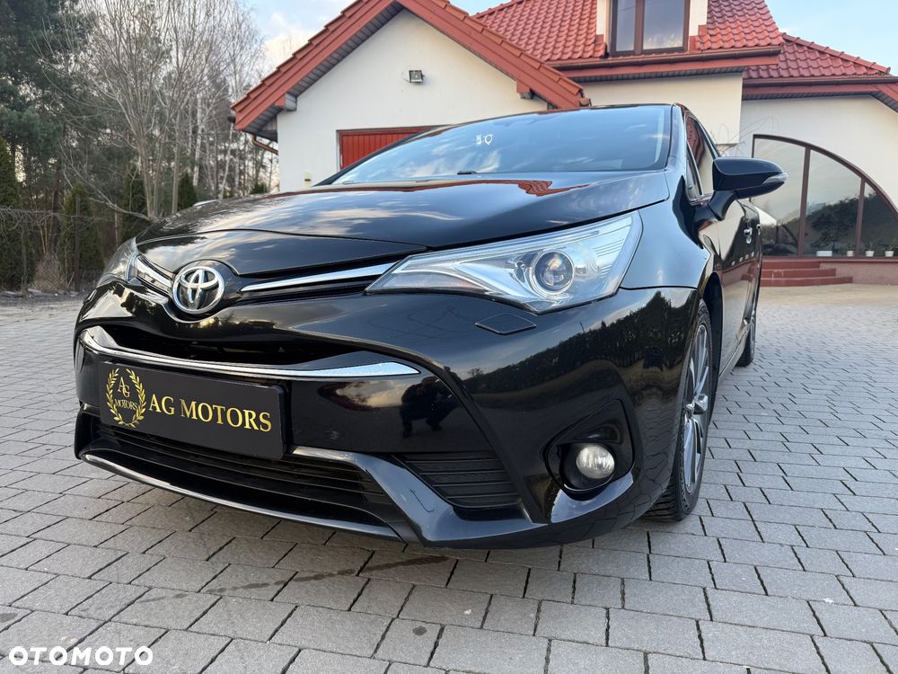 Toyota Avensis 2.0 Premium MS - 1