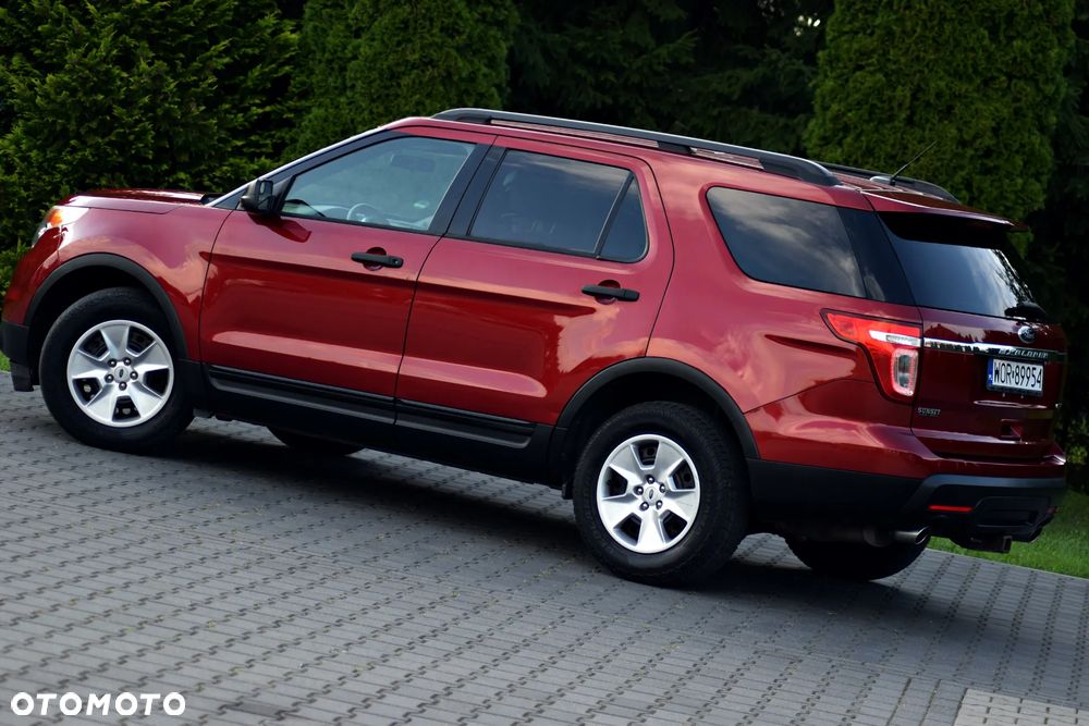 Ford Explorer - 13