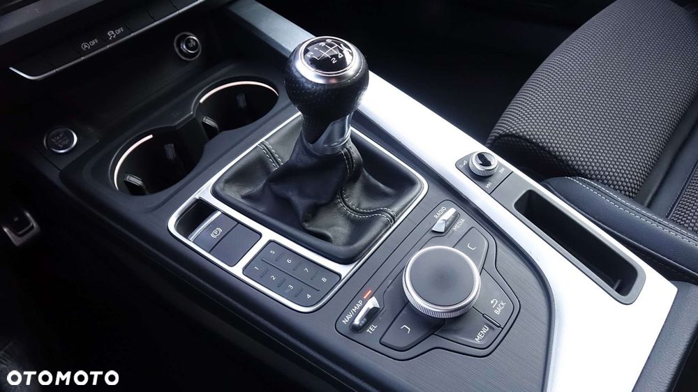 Audi A4 Avant - 38