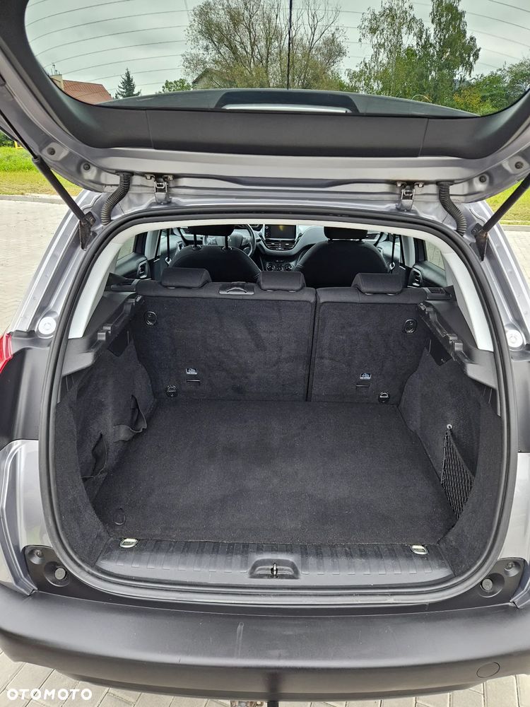 Peugeot 2008 BlueHDi 100 STOP & START Allure - 8