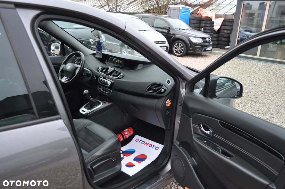 Renault Scenic ENERGY TCe 130 S&S Paris - 15