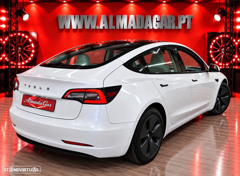 Tesla Model 3 Standard Range Plus RWD - 5
