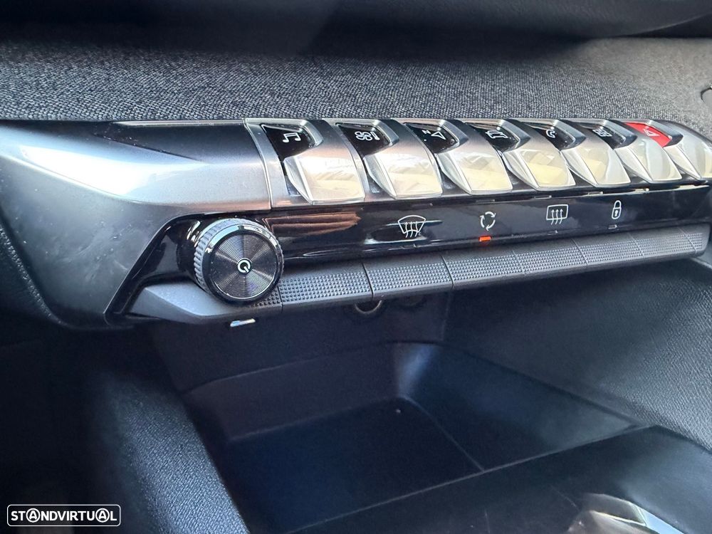 Peugeot 3008 PureTech 130 Stop & Start Allure - 38