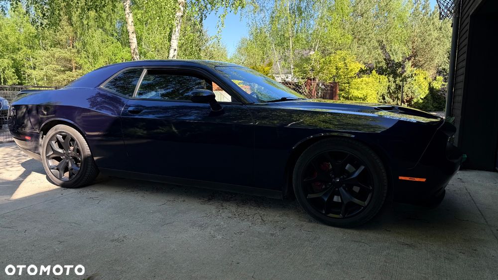 Dodge Challenger - 3