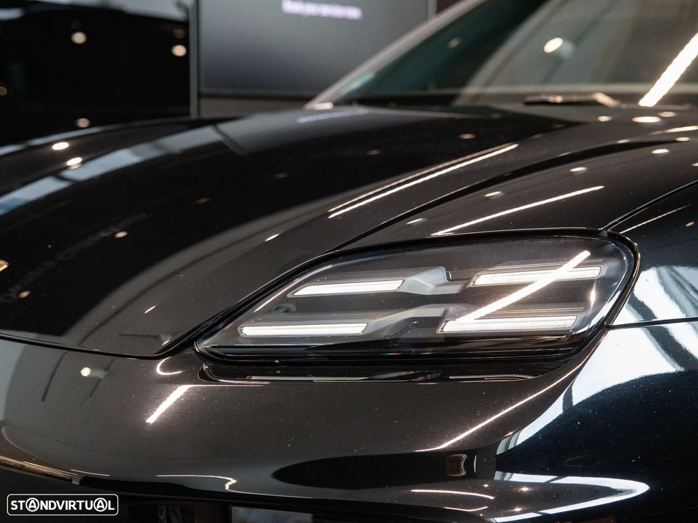 Porsche Macan Electric 4 - 13