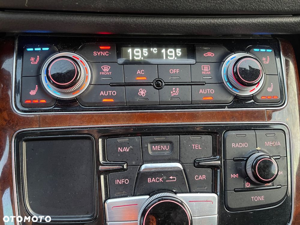 Audi A8 4.2 TDI L Quattro - 11
