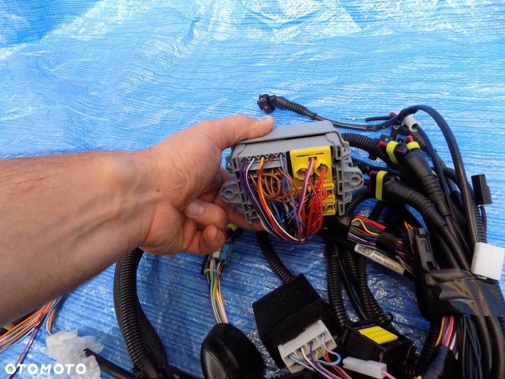 instalacja elektryczna wiązka 47705671 case jx1070u jx1090u new holland tk76 t5060 - 7