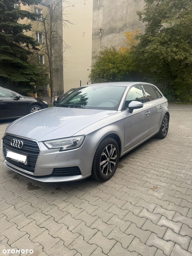 Audi A3 Sportback - 6