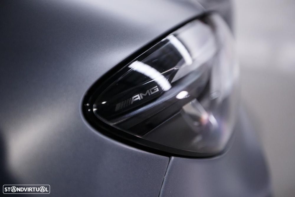 Mercedes-Benz AMG GT R - 13