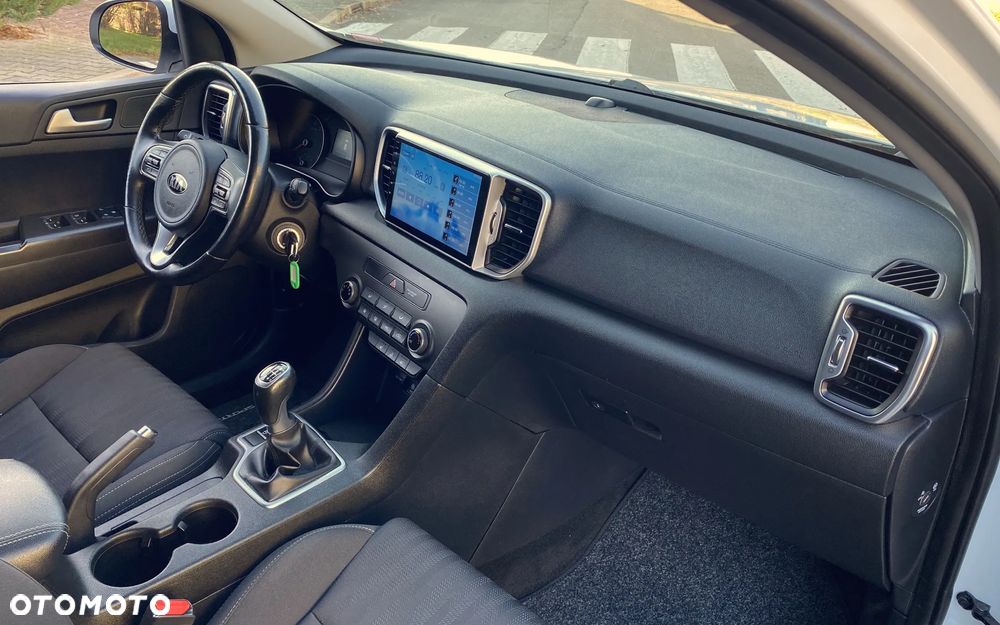 Kia Sportage 1.6 GDI Business Line 2WD - 17