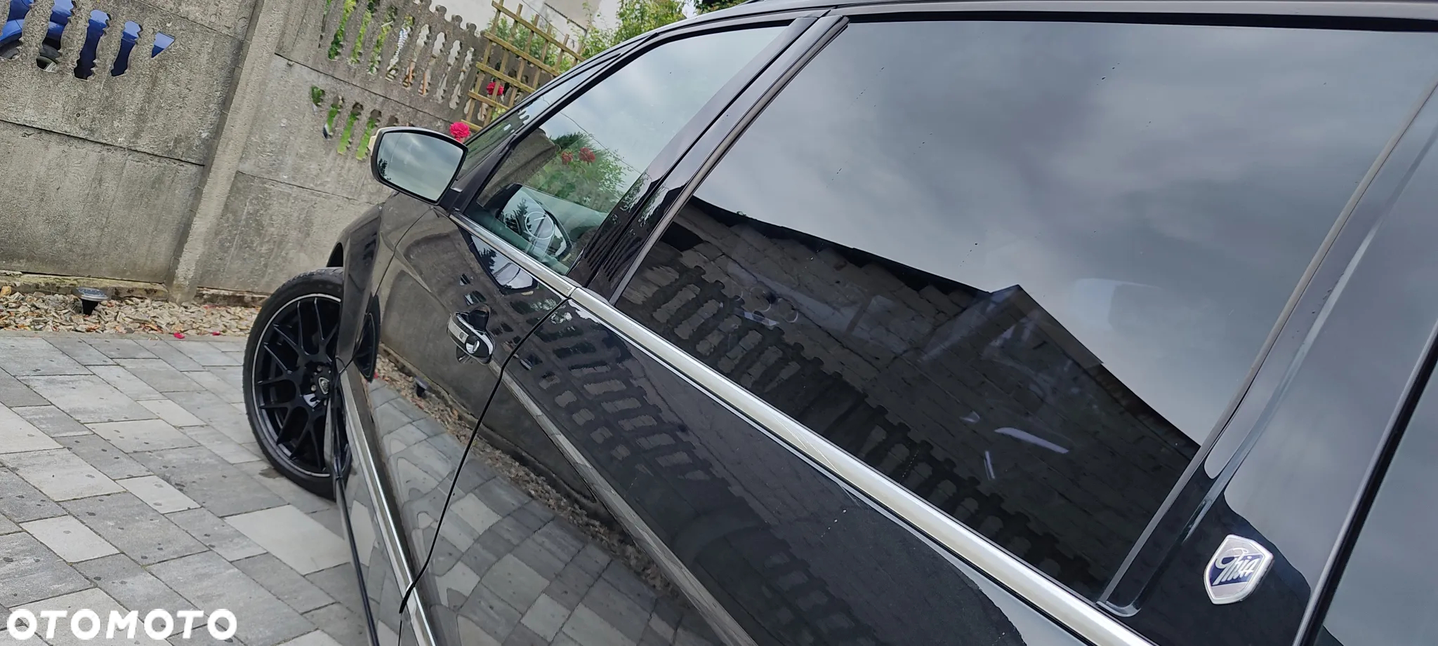 Ford Galaxy 2.0 TDCi DPF Ghia - 14