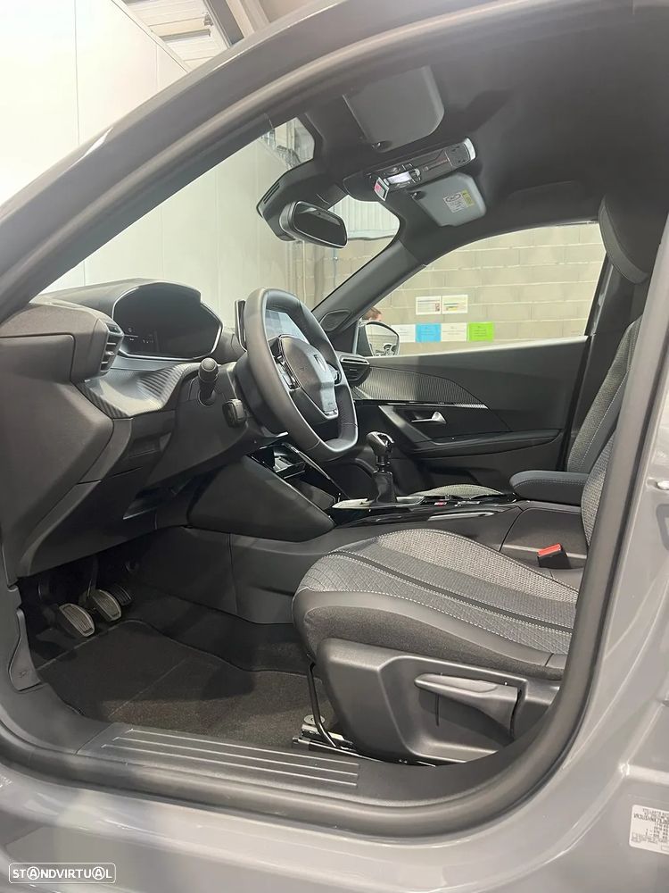 Peugeot 2008 1.2 Allure - 10