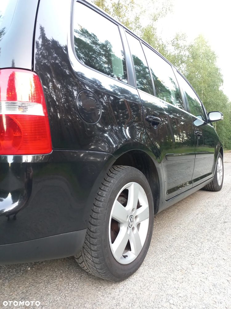 Volkswagen Touran 1.9 TDI - 16