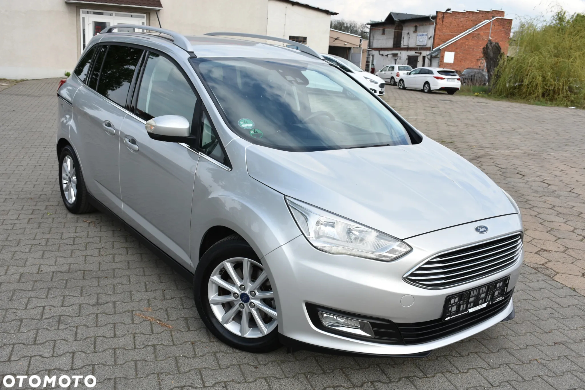 Ford Grand C-MAX Gr 1.5 TDCi Titanium - 3