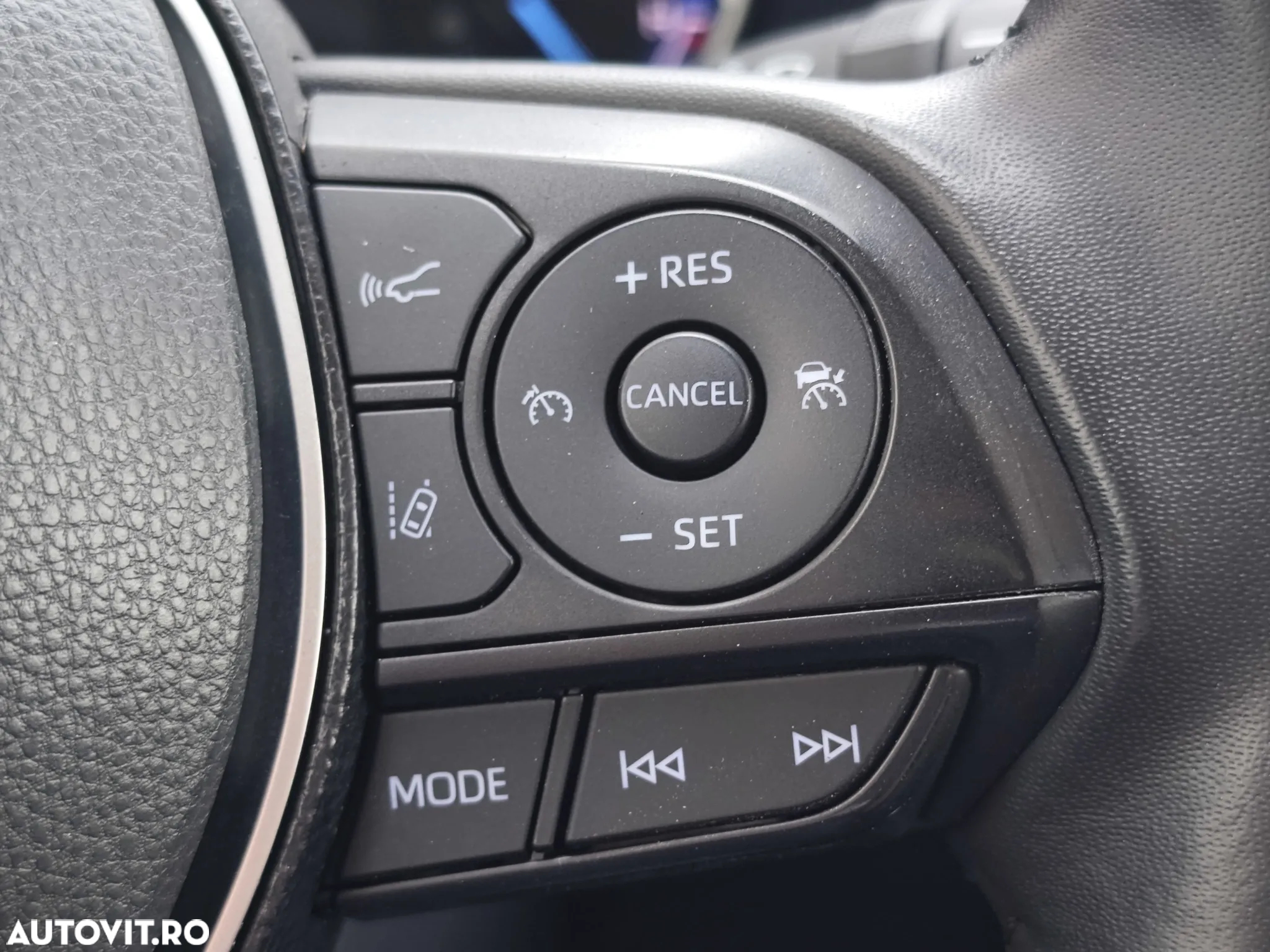 Toyota RAV4 2.5 Hybrid VVT-iE 4x2 Dynamic - 25