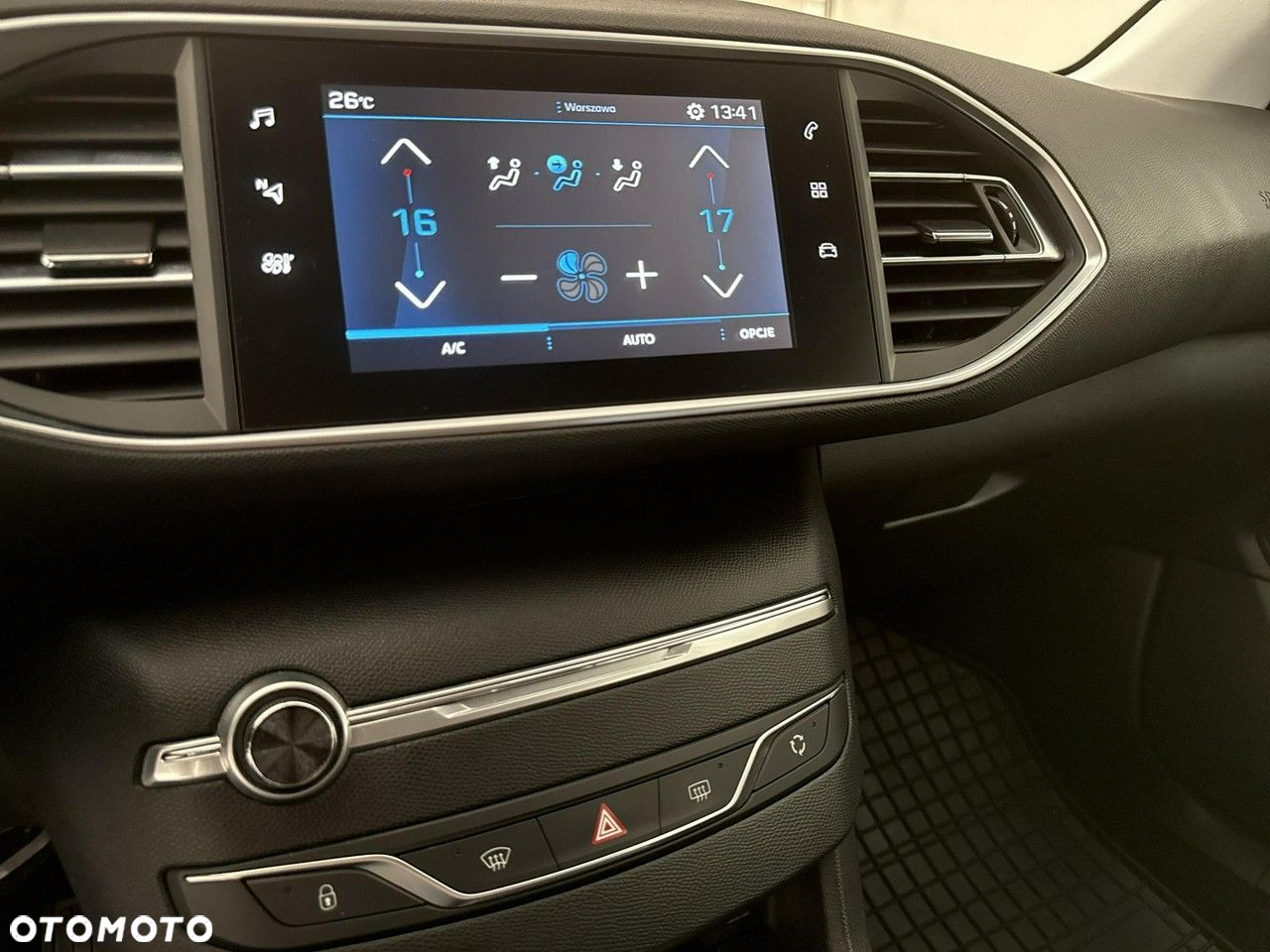 Peugeot 308 - 22