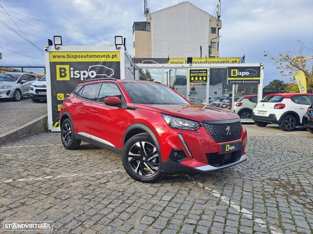 Peugeot 2008 PureTech 130 EAT8 GT - 1