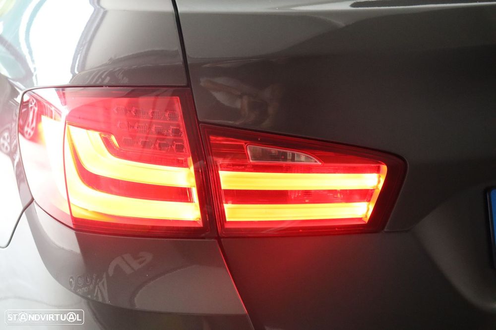 BMW 520 d Line Luxury Auto - 10
