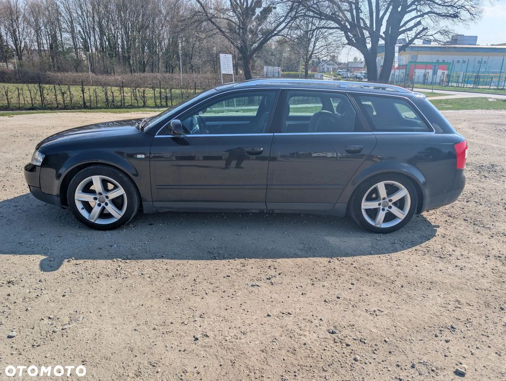 Audi A4 Avant - 2