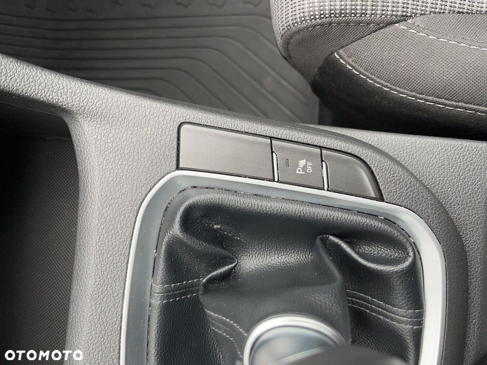 Hyundai i30 - 27