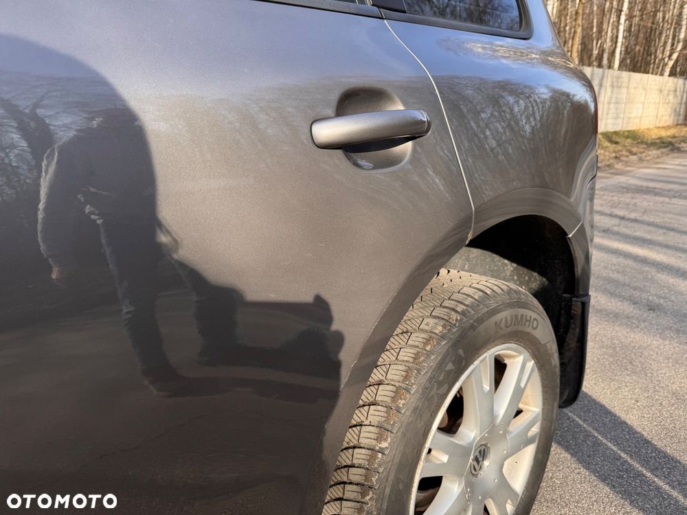 Volkswagen Touareg - 4