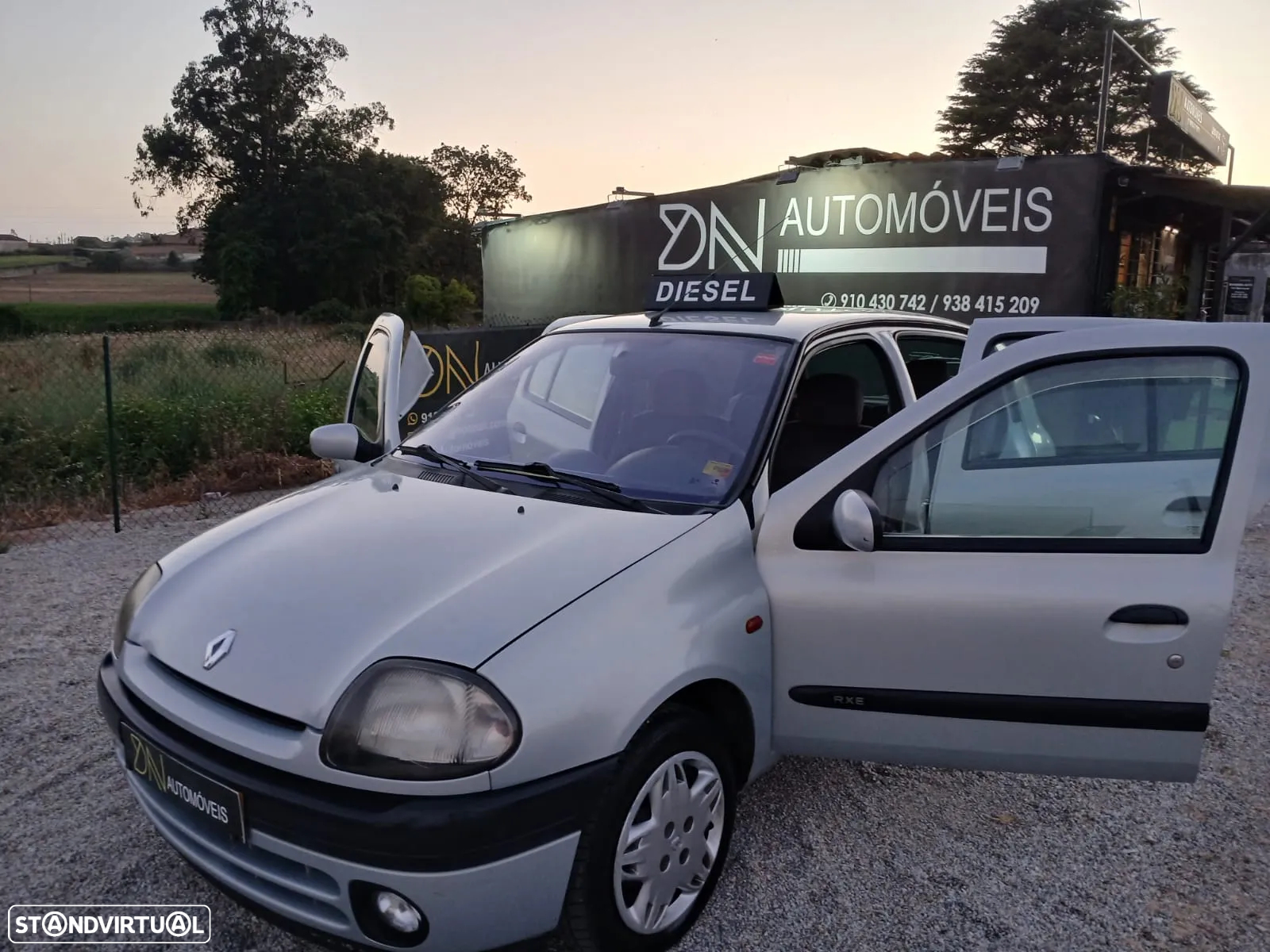 Renault Clio 1.9 D RXE - 12