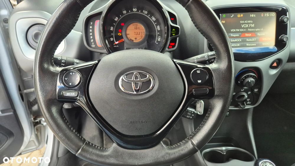 Toyota Aygo x-play - 26