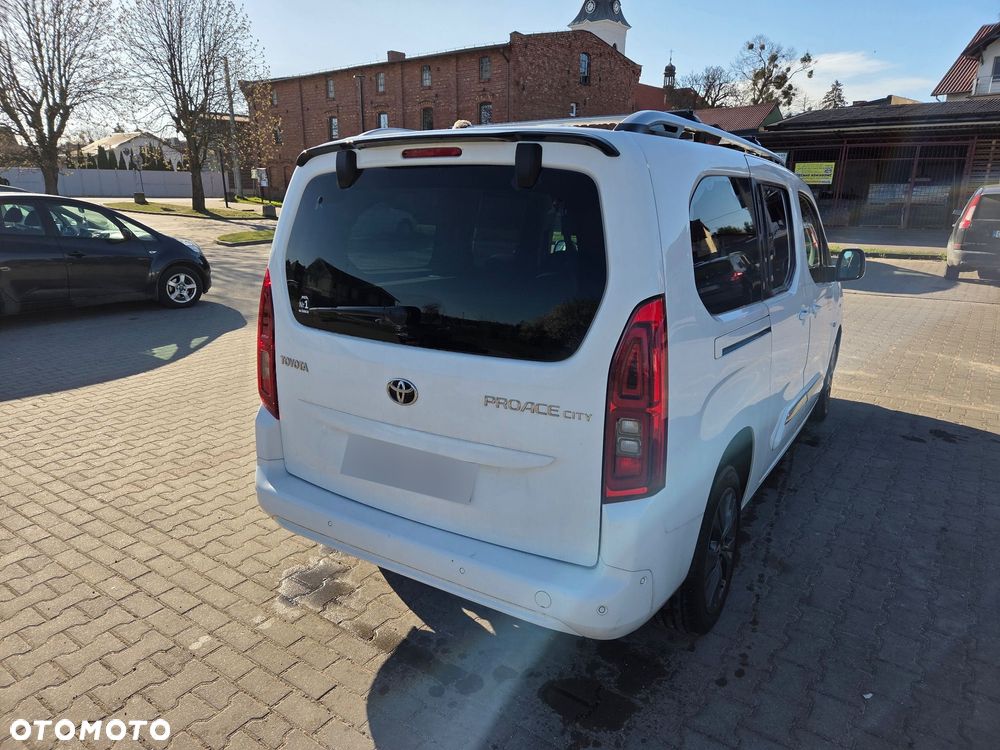 Toyota Proace City Verso Long 1.5 D-4D Business - 4