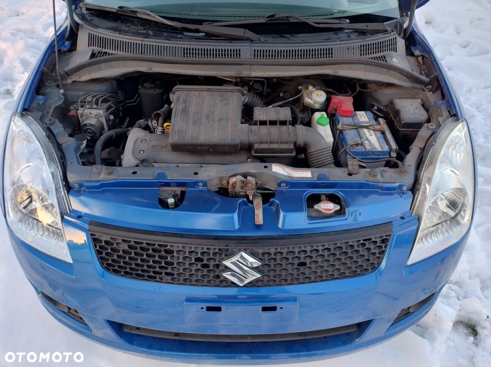 Suzuki Swift 1.3 GS / Premium 4WD - 40