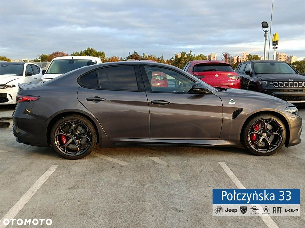 Alfa Romeo Giulia - 5