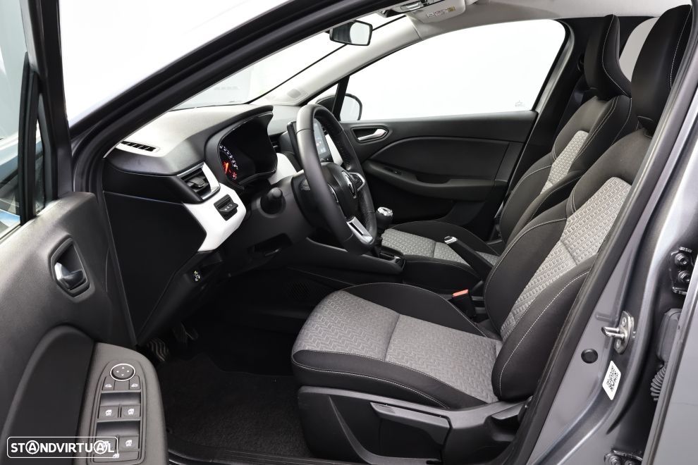 Renault Clio 1.0 TCe Evolution Bi-Fuel - 24