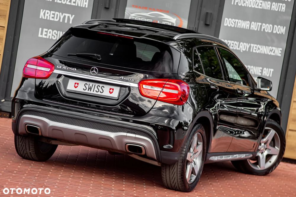 Mercedes-Benz GLA 250 4Matic 7G-DCT AMG Line - 13