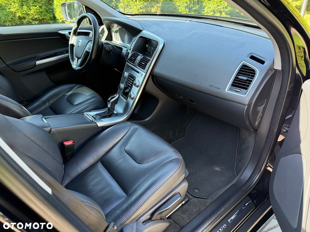 Volvo XC 60 D4 AWD Summum - 16