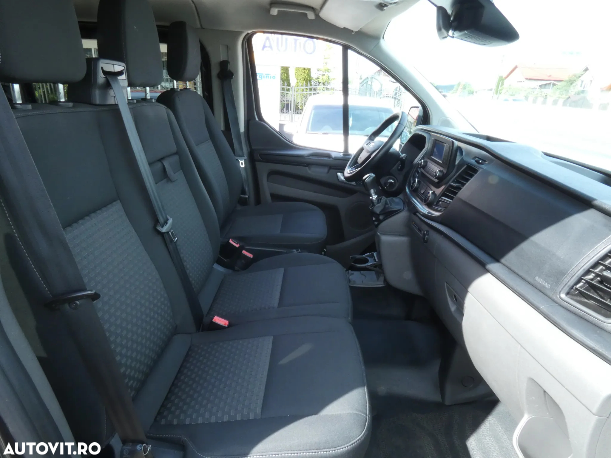 Ford Transit Custom DCIV 310 2.0 TDCI LWB L2H1 Limited - 14