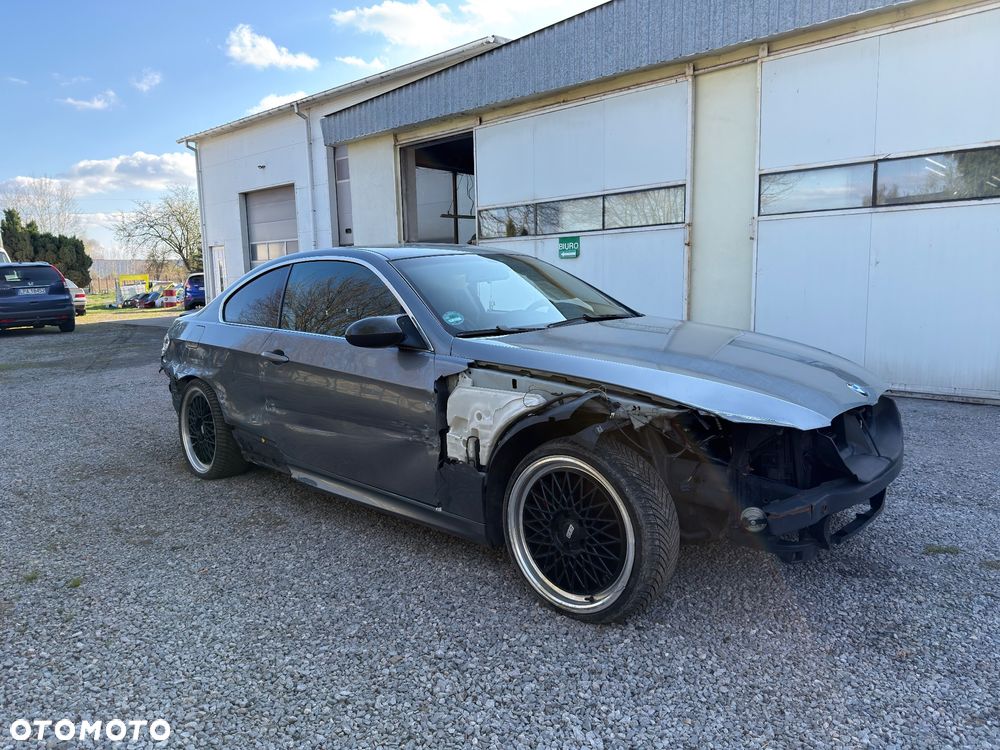 BMW Seria 3 330xd - 4