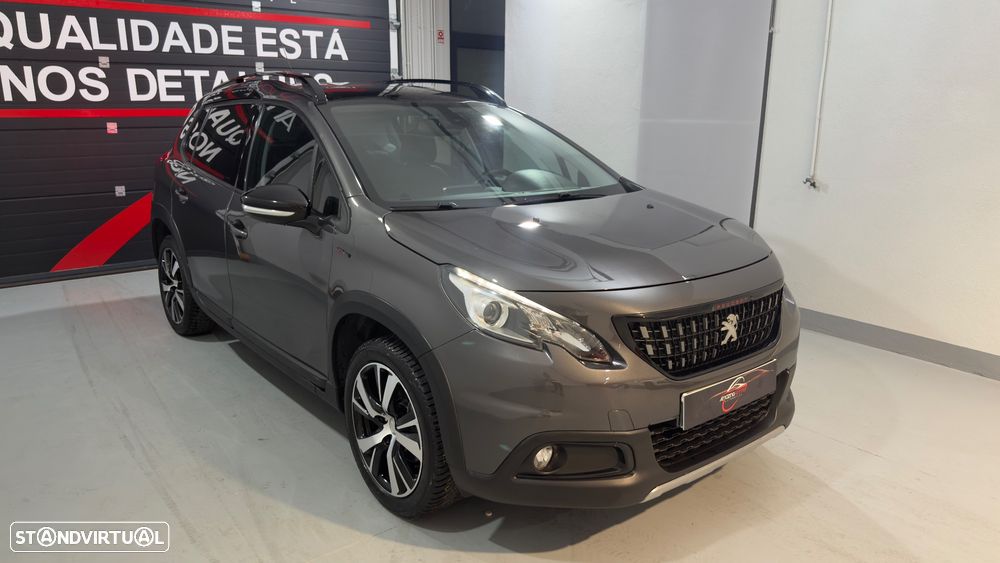 Peugeot 2008 1.2 PureTech GT Line - 4