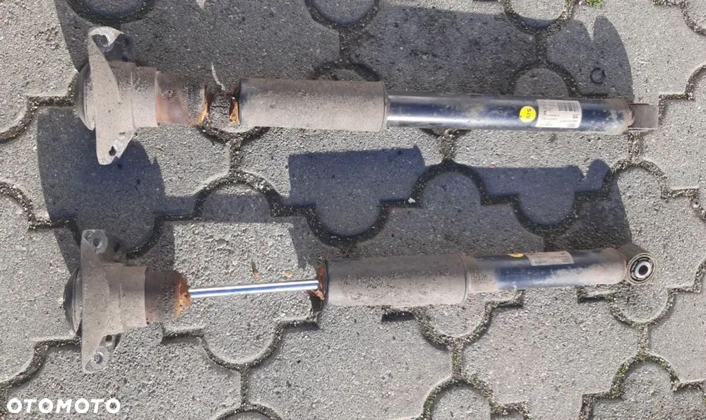 Audi A6 C7 amortyzator tylny tył Quattro kombi 3,0TDI komplet Audi ~