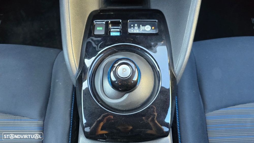 Nissan Leaf N-Connecta - 34