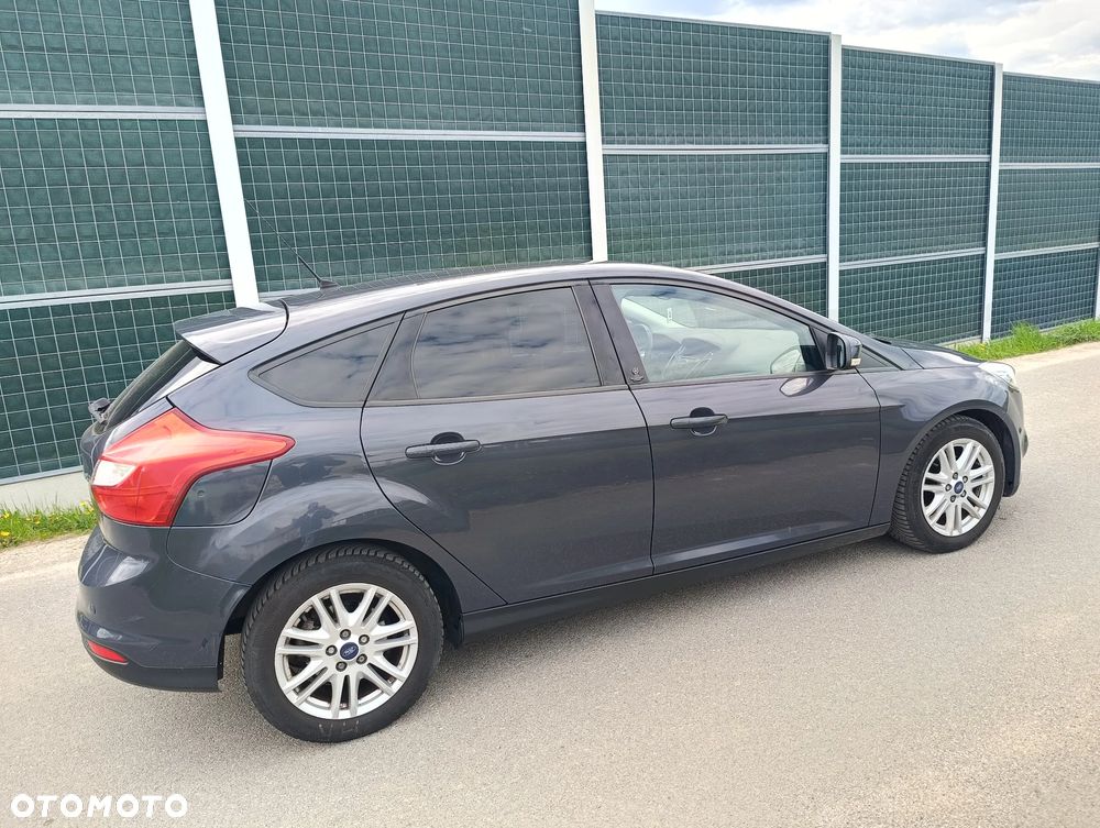 Ford Focus 1.6 TDCi DPF Champions Edition - 12