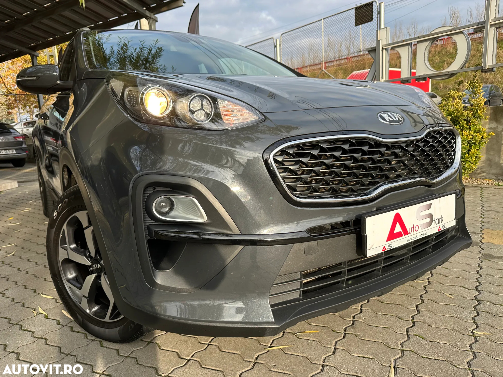 Kia Sportage 1.6 DSL MHEV 7DCT HP 4x2 Business Line - 11