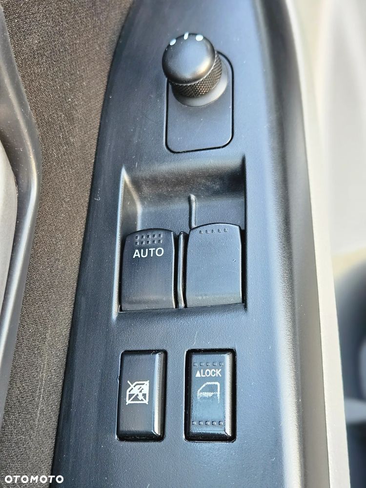 Suzuki SX4 1.6 Comfort Plus - 9