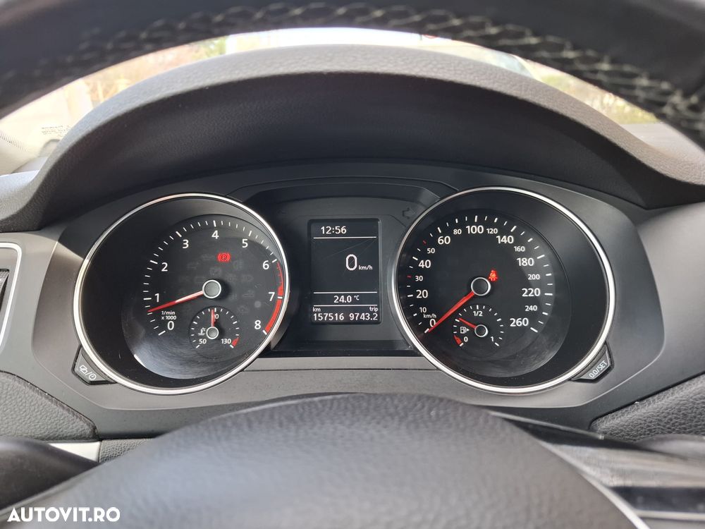Volkswagen Jetta 1.2 TSI Comfortline - 10