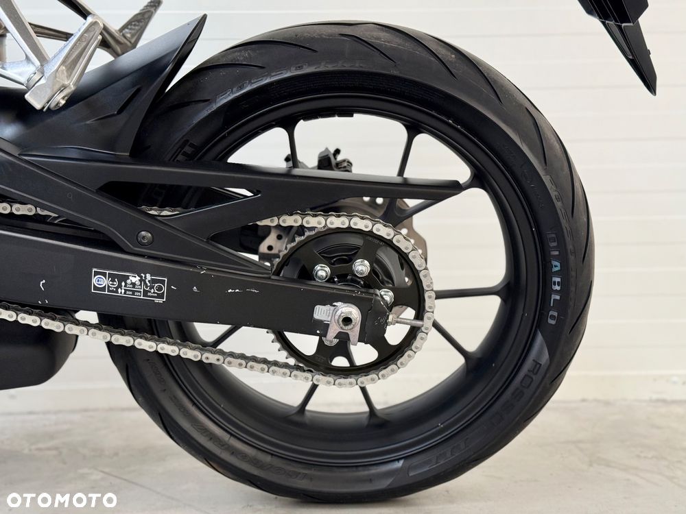 Honda CB - 31