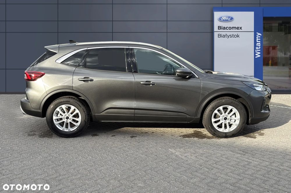 Ford Kuga 1.5 EcoBoost FWD Titanium - 8