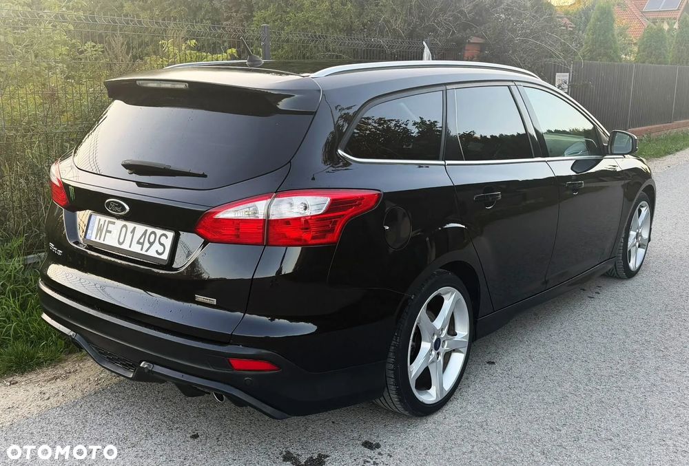 Ford Focus 1.6 EcoBoost Titanium - 2