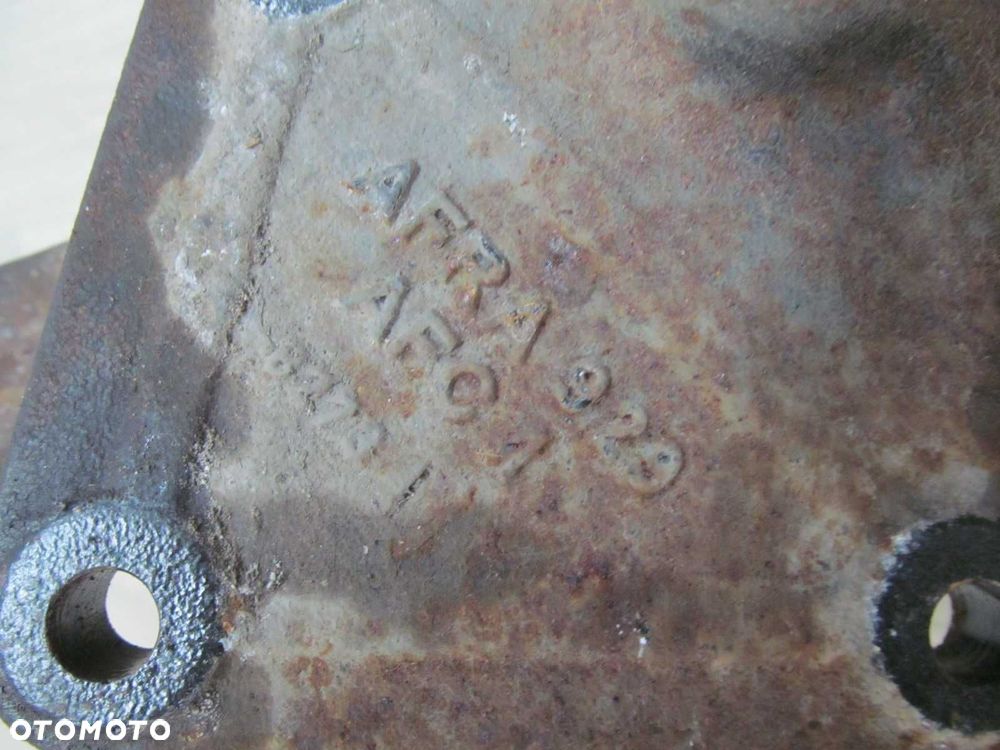 DAF LF 45 55 06-14 LAPA ZAWIAS PODUSZKA KABINY LEWY AFRA929 - 6