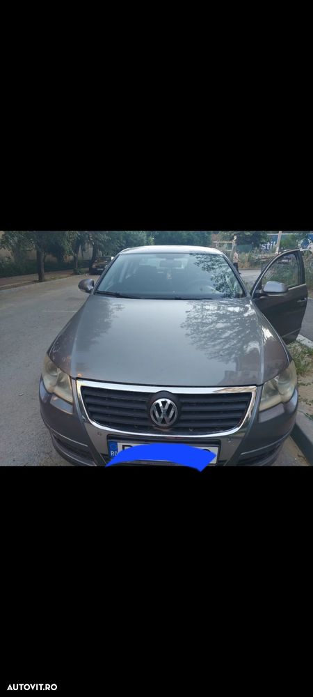 Volkswagen Passat - 2