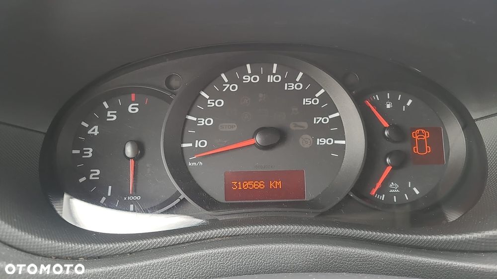 Renault Master - 10