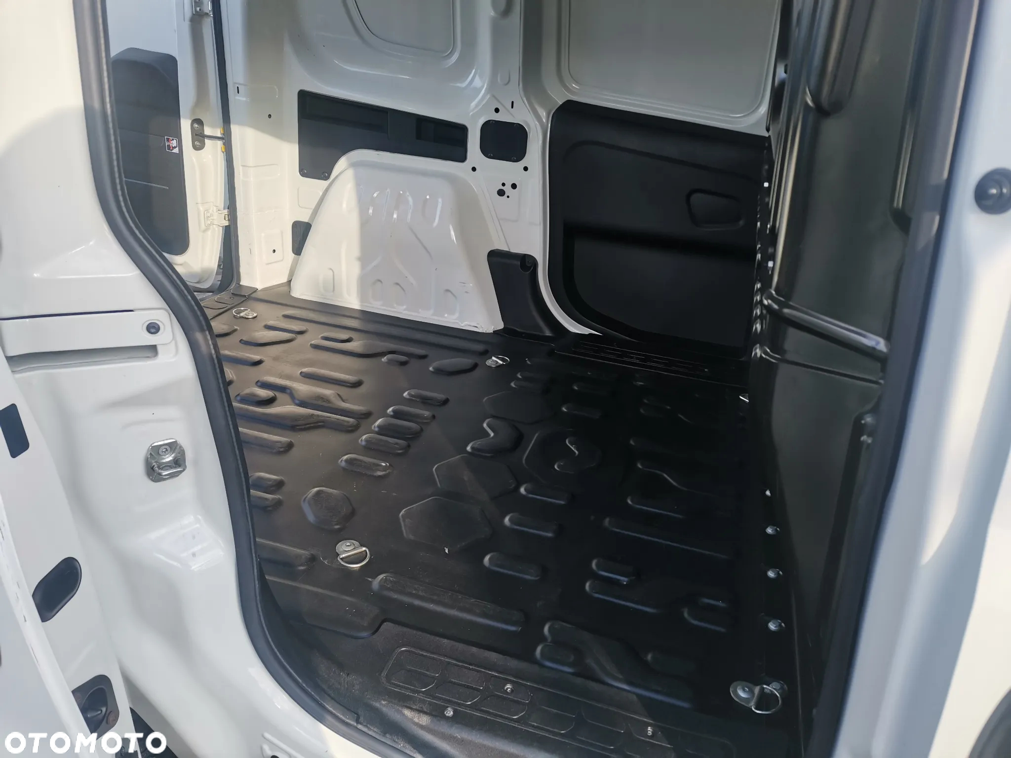 Opel Combo - 16